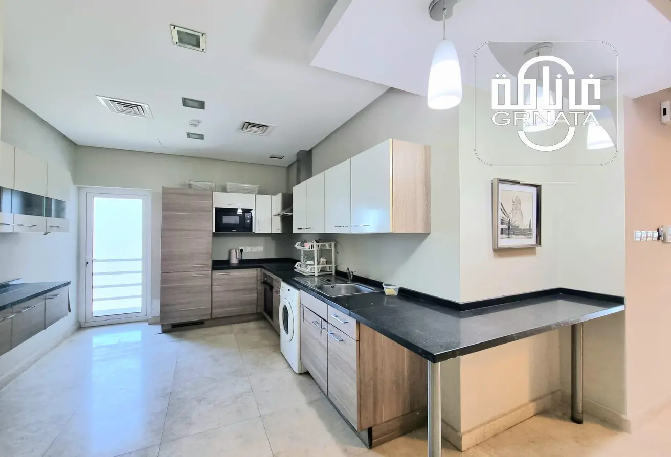 Apartment For Rent In Amwaj